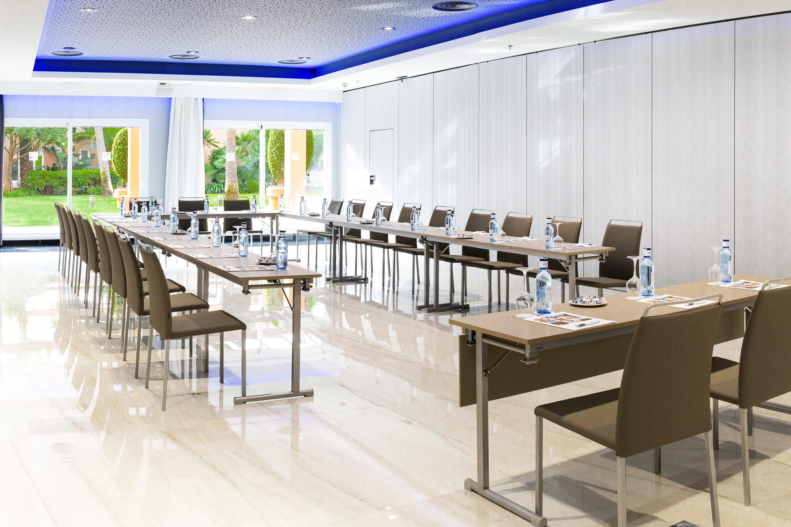 Elba Estepona Gran Hotel & Thalasso Spa Exterior photo Meeting room