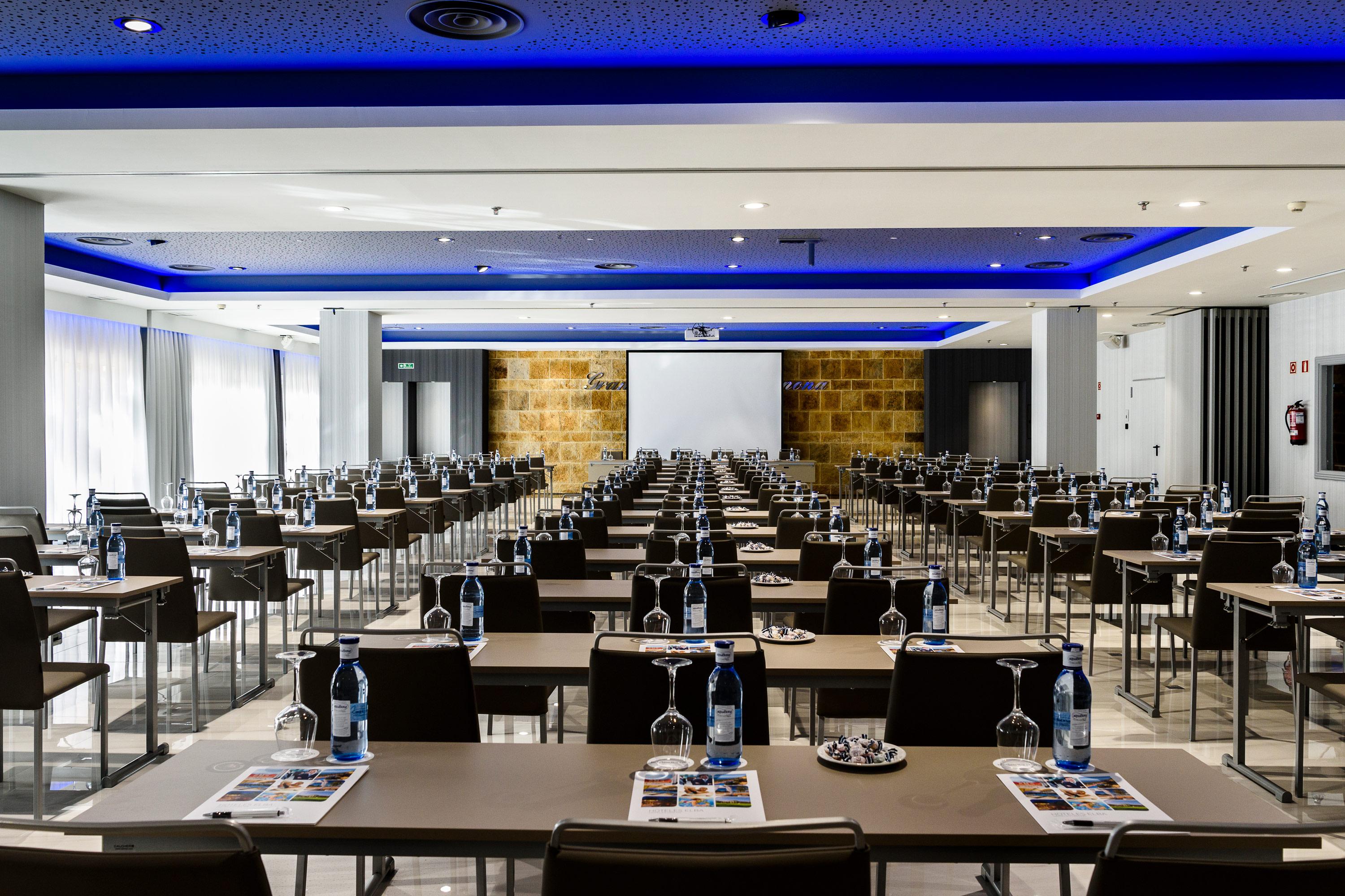 Elba Estepona Gran Hotel & Thalasso Spa Exterior photo Meeting room