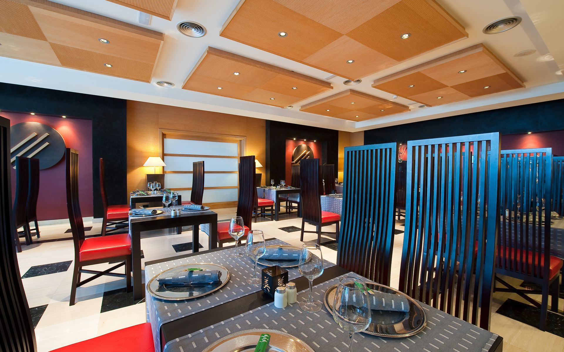 Elba Estepona Gran Hotel & Thalasso Spa Exterior photo The restaurant