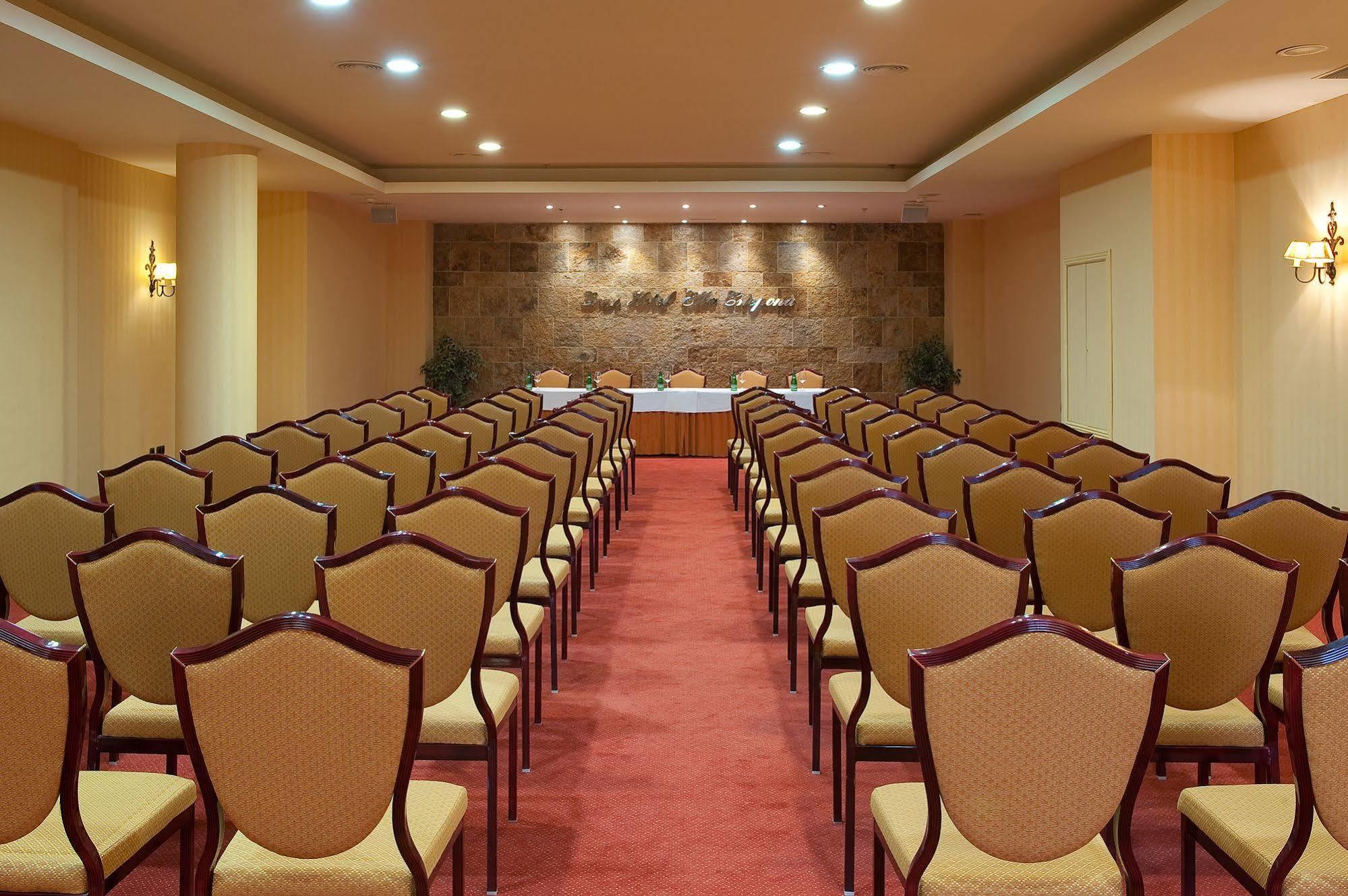 Elba Estepona Gran Hotel & Thalasso Spa Exterior photo The hotel's conference room
